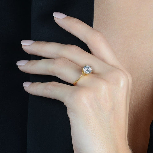 Anel Solitário com Pedra Zircônia banhado a Ouro 18k