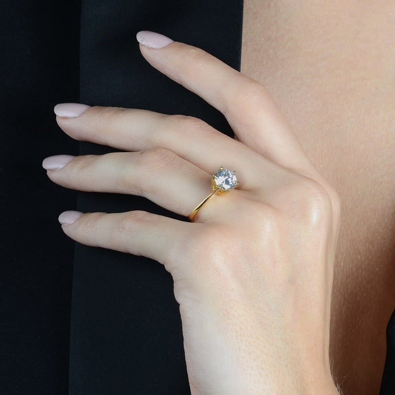 Anel Solitário com Pedra Zircônia banhado a Ouro 18k