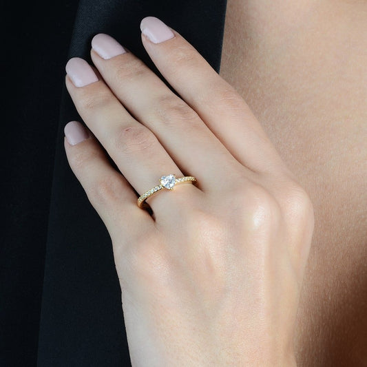 Anel Solitário de Coração em Zircônia Banhado a Ouro 18k