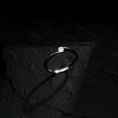 Anel Solitário Ponto de Luz Zircônia Banhado Ródio Branco